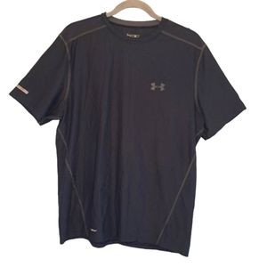 Under Armour Black Heat Gear Fitted Athletic Tee Size Large